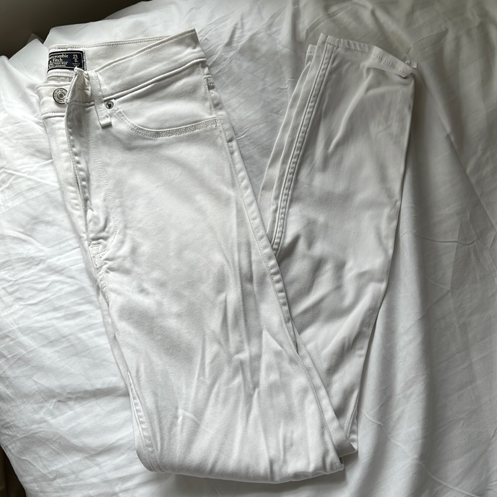 Abercrombie Ultra High Rise Jean Legging